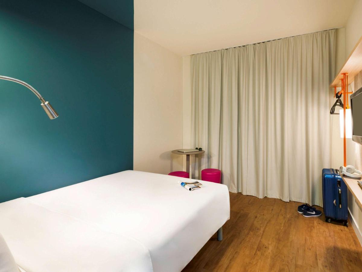 IBIS Budget Navegantes Itajai Bagian luar foto