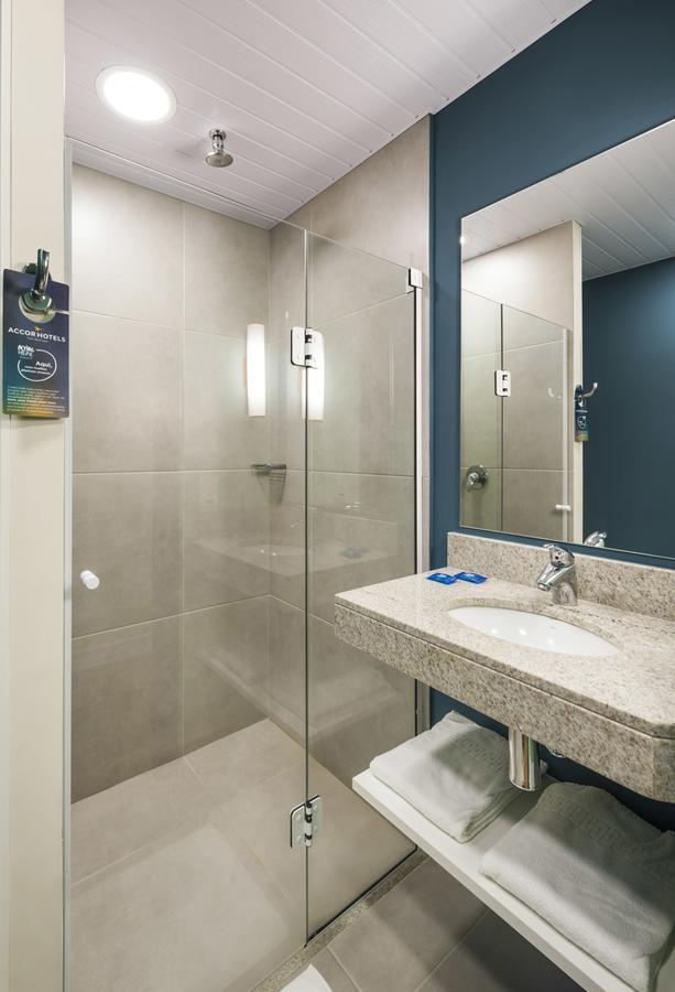 IBIS Budget Navegantes Itajai Bagian luar foto